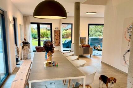 Haus Schönwalde-Glien Glien - 6 Zimmer, 240 m&sup2;, 4.320&euro; | Angebot:25839603