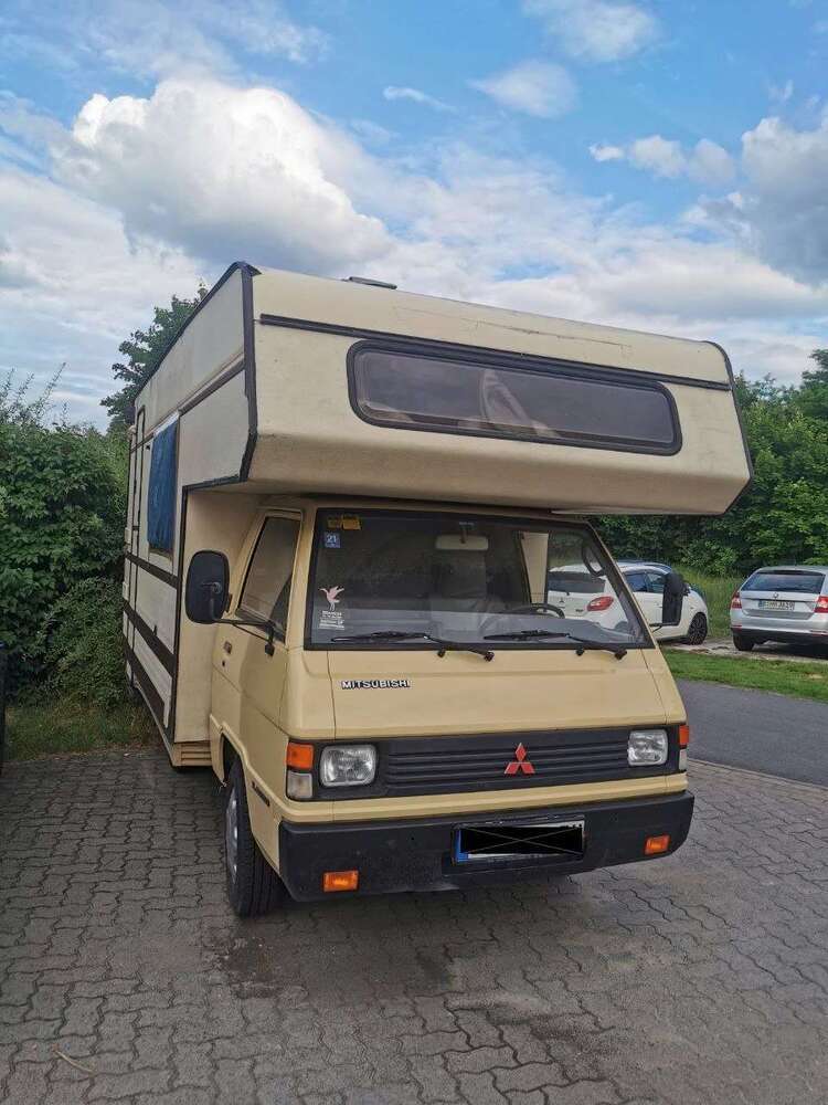 L300