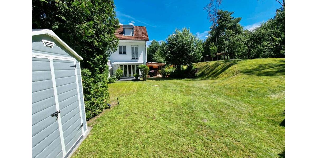 Reihenhaus Ludwigsfelde - 5 Zimmer, 145 m&sup2;, 585.000&euro; | Angebot:26868320