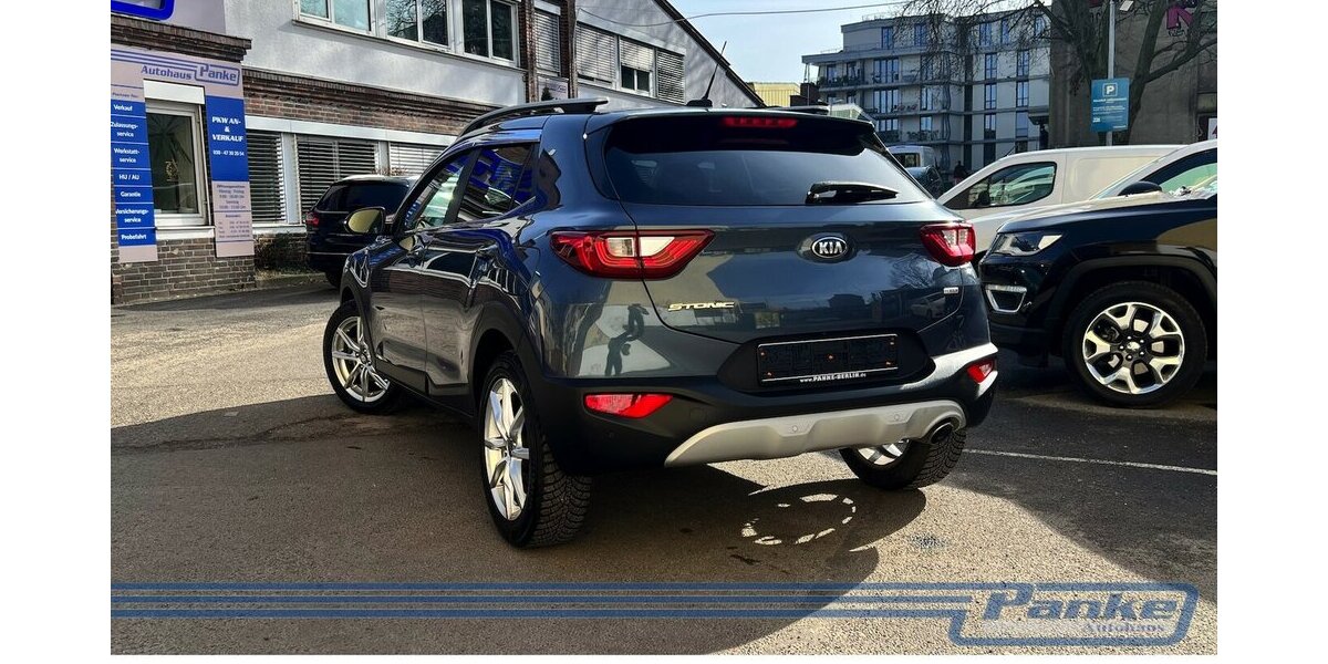 Kia Stonic Spirit 1.0*NAV*SHZ*RFK*BT*TotW*LED* 75.000 km 11.890 &euro; Berlin 13187