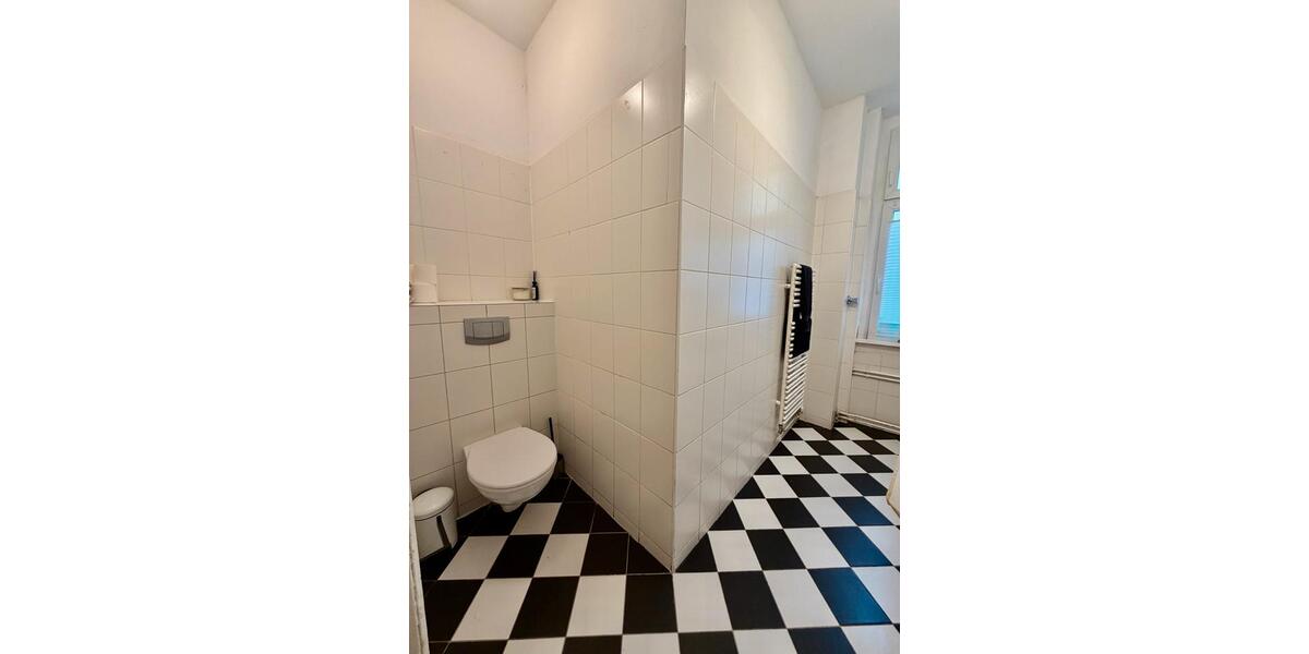 Erdgeschoßwohnung Berlin Charlottenburg-Wilmersdorf - 4.5 Zimmer, 105 m&sup2;, 1.900&euro; | Angebot:26693556