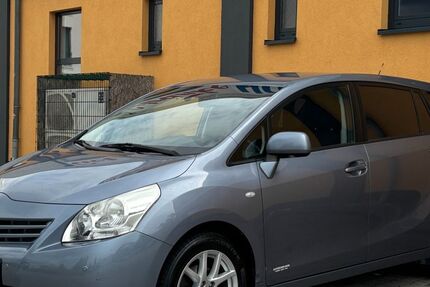 Toyota Verso 200.000 km 6.480 € Berlin 13587