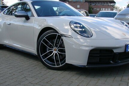 Porsche 992 .2 Carrera T Sport-Design Matrix Pano 360º BOS 8.426 km 129.980 &euro; Falkensee 14612