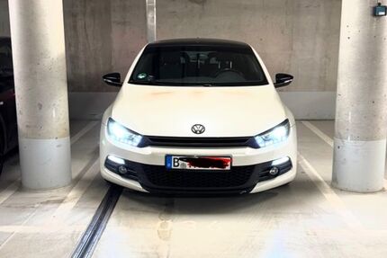 VW Scirocco 154.500 km 7.900 € Berlin 12169