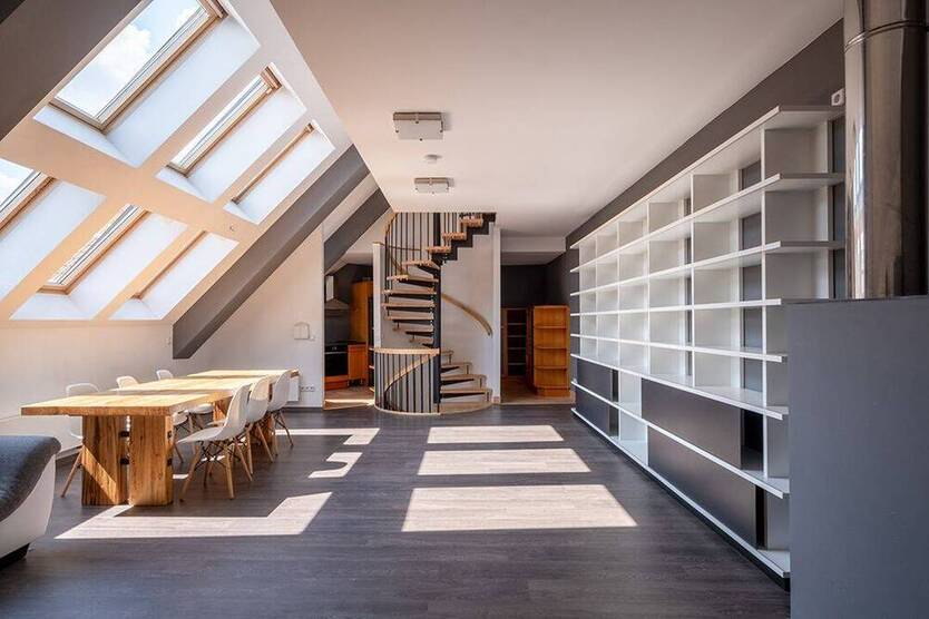 Großzügige FamilienWohnung mit Galerie und Dachterrasse - Ihr Rückzugsort neben dem Naturkundemuseum