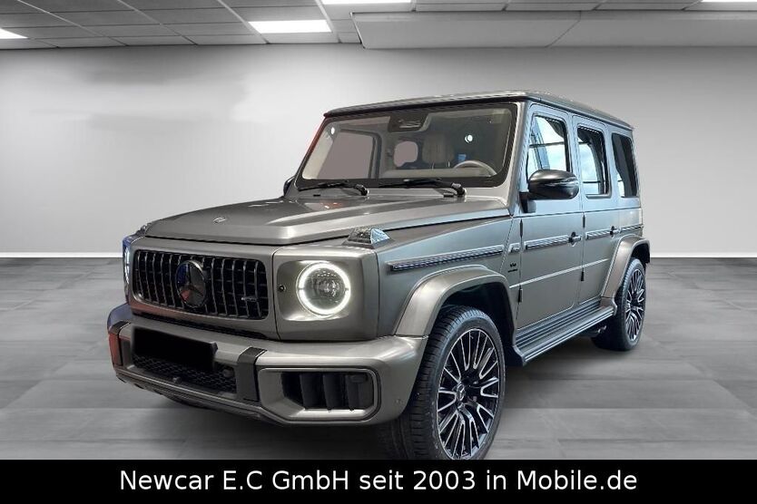 Mercedes-Benz G 63 AMG 3.000 km 261.788 € Berlin 14052