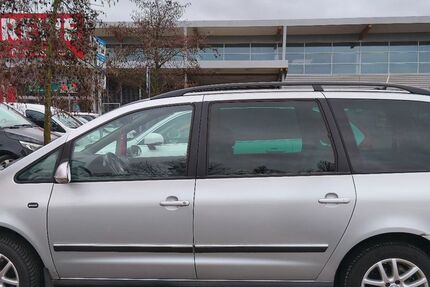 VW Sharan 454.350 km 2.450 &euro; Potsdam 14478