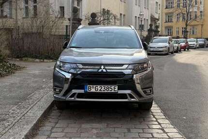 Mitsubishi Outlander 111.000 km 21.000 &euro; Berlin 12103