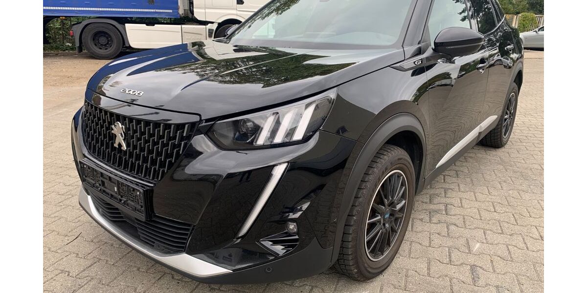 Peugeot 2008 101.700 km 15.900 &euro; Berlin 12057