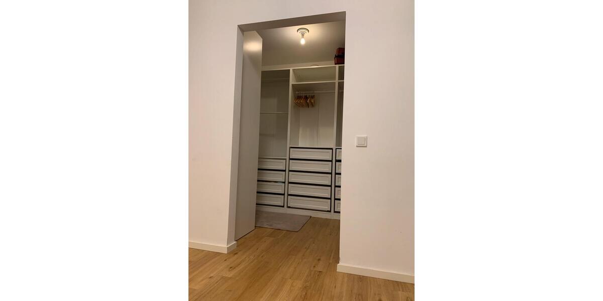 Etagenwohnung Berlin Mitte - 5 Zimmer, 125 m&sup2;, 3.250&euro; | Angebot:25384324