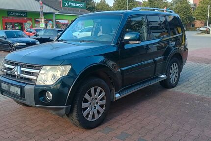 Mitsubishi Pajero 206.000 km 9.999 &euro; Berlin 12309