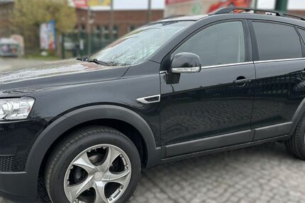 Chevrolet Captiva 117.000 km 11.950 &euro; Berlin-Spandau 13585