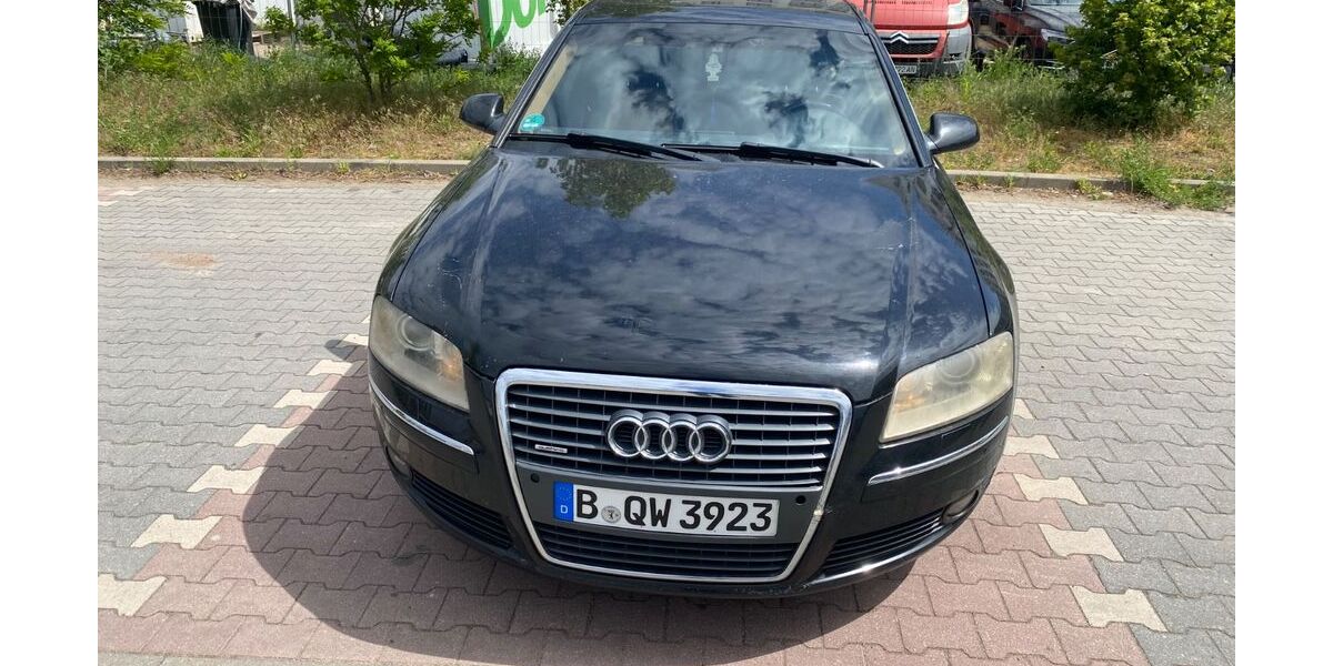 Audi A8 304.000 km 4.900 € Berlin 13585