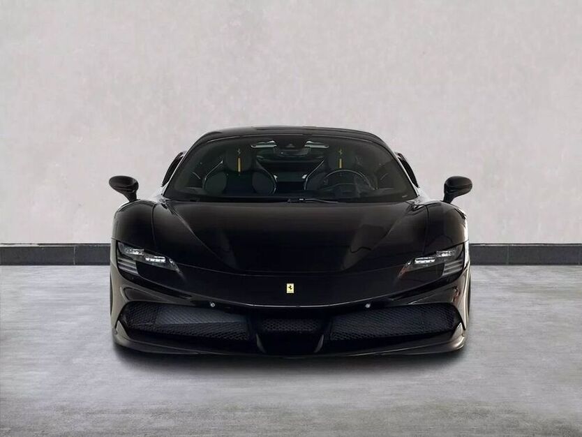 SF90