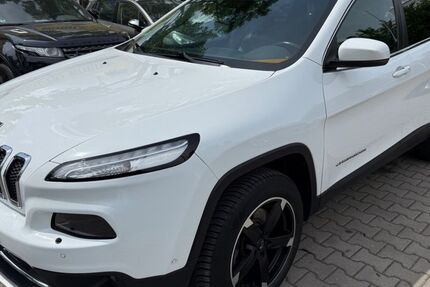 Jeep Cherokee 158.000 km 10.350 &euro; Berlin Wittenau -Reinickendorf 13407