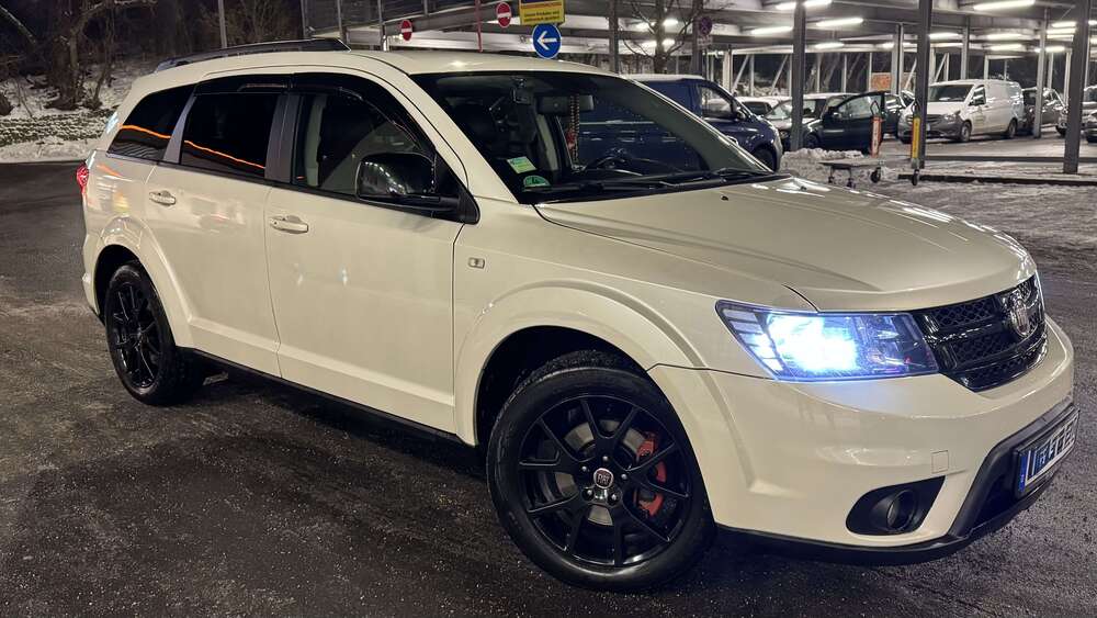 Fiat Freemont 188.000 km 9.900 &euro; berlin 13355