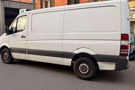 Mercedes-Benz Sprinter 191.000 km 6.849 &euro; Berlin 13597