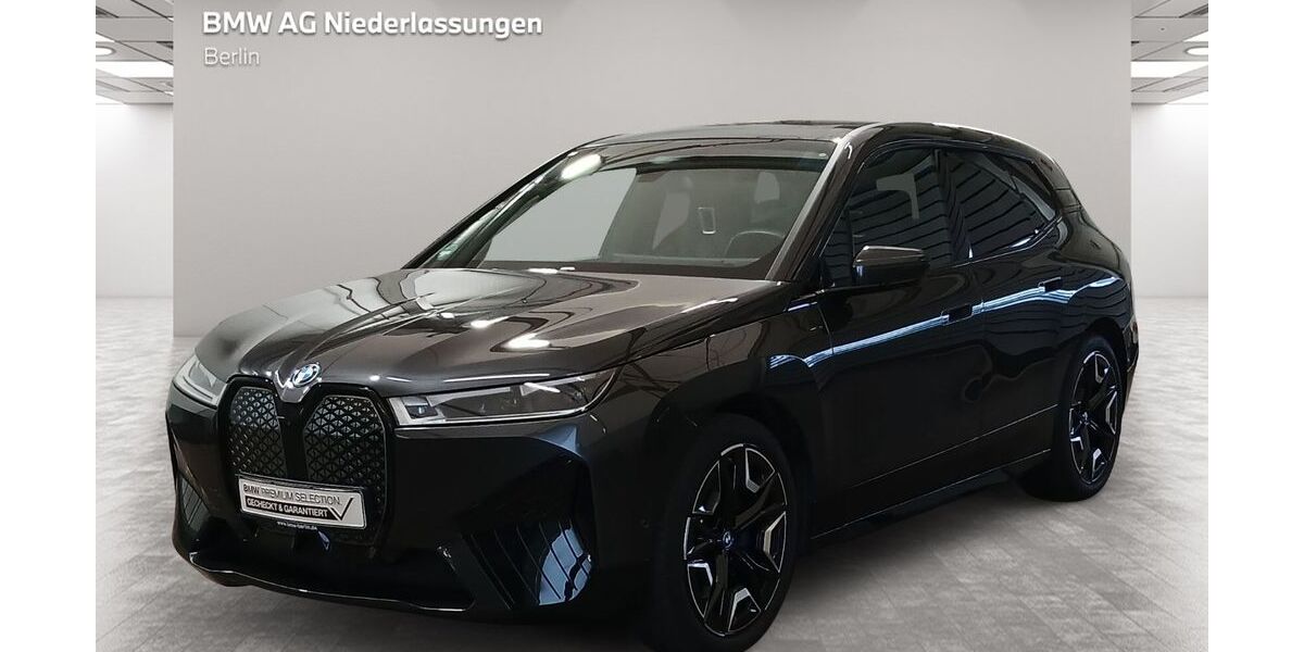 BMW iX 38.622 km 48.900 € Berlin 14057