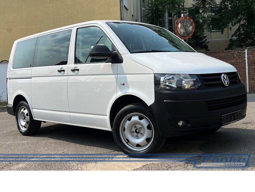T5 Transporter Kombi 1. Hand 8 sitzer