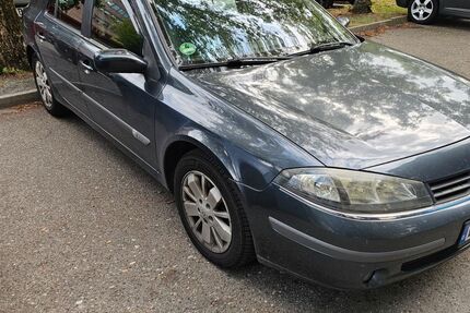 Renault Laguna 220.122 km 950 &euro; Berlin 12687