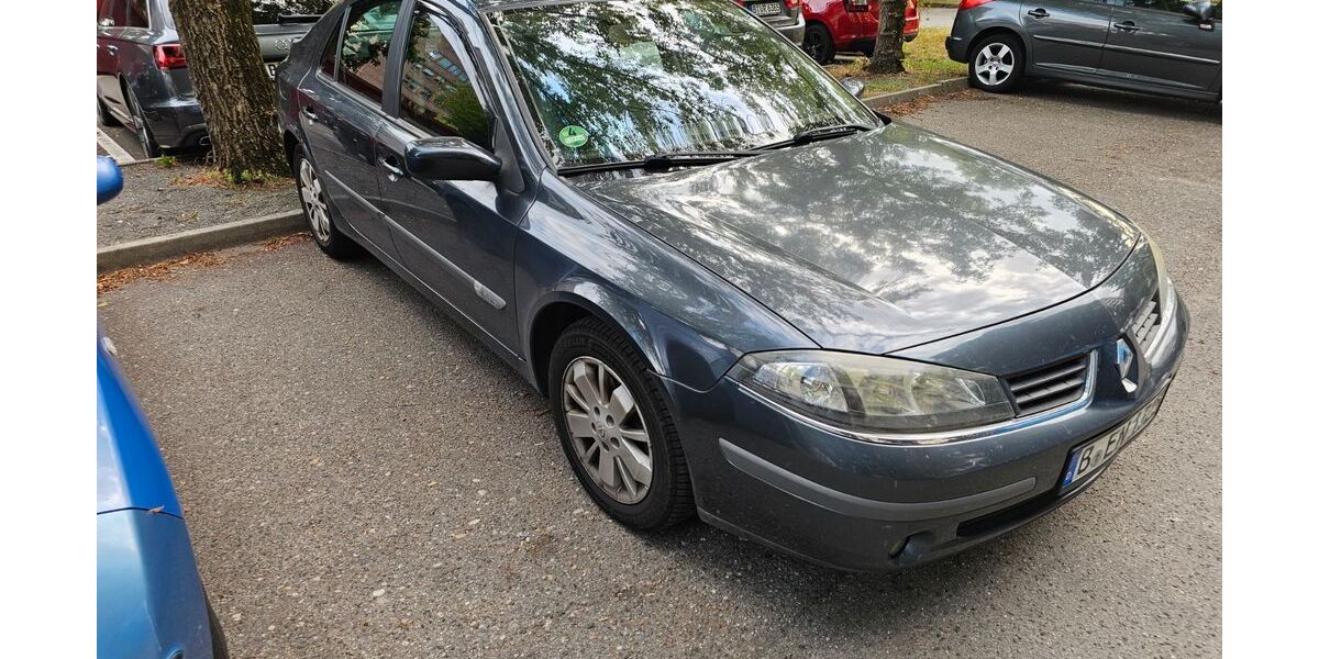 Renault Laguna 220.122 km 950 &euro; Berlin 12687
