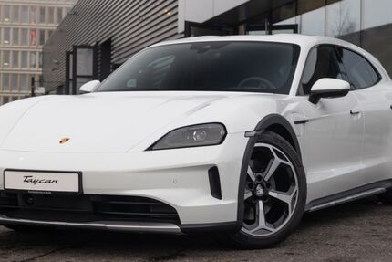 Porsche Taycan 3.900 km 97.900 € Berlin 12487