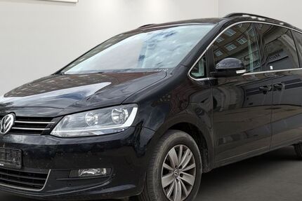 VW Sharan 251.954 km 8.999 &euro; Berlin 12681