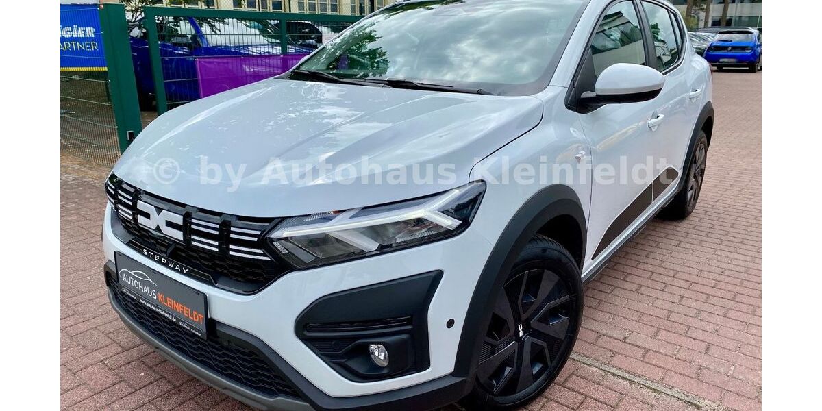 Dacia Sandero 21.972 km 17.490 &euro; Borkheide 14822