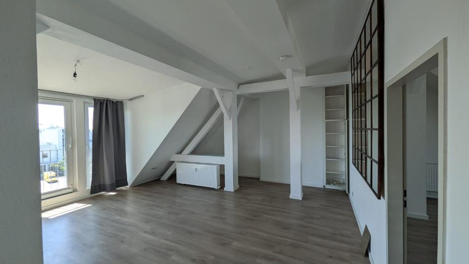Dachgeschoßwohnung Berlin Neukölln - 2 Zimmer, 74 m&sup2;, 375.000&euro; | Angebot:27714104