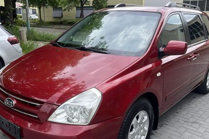 Kia Carnival 181.000 km 4.499 &euro; berlin 12305