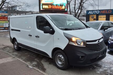 Opel Vivaro 130.000 km 11.900 &euro; Berlin 13599