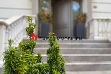 Haus zum Kaufen in Berlin-Dahlem 3.900.000 € 327 m² 8 zimmer