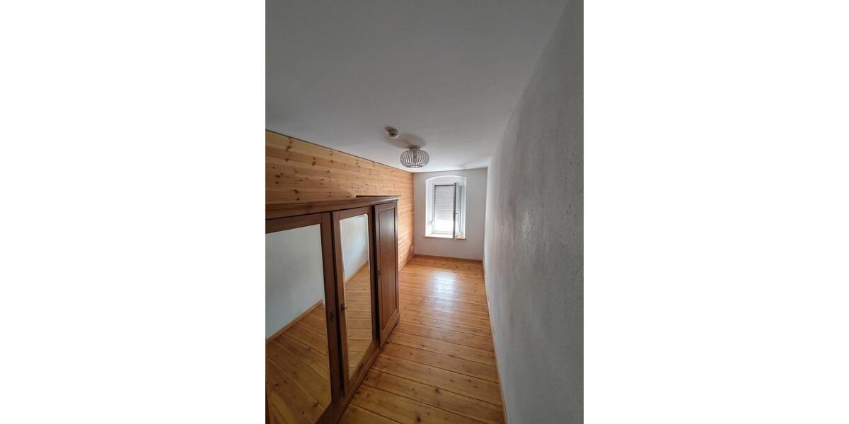Etagenwohnung Potsdam Berliner Vorstadt - 5 Zimmer, 100 m&sup2;, 800&euro; | Angebot:26088387