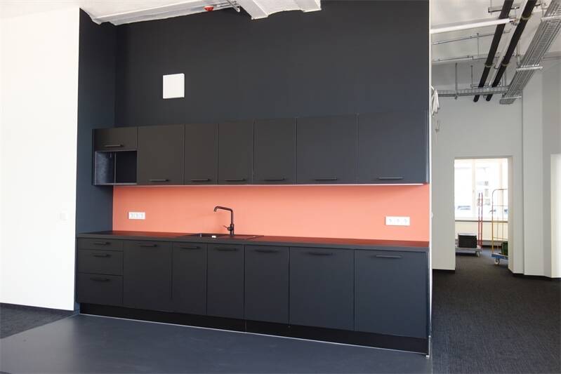 Gewerbeobjekt Berlin Alt-Treptow - 3 Zimmer, 265 m&sup2;, 6.360&euro; | Angebot:25799928