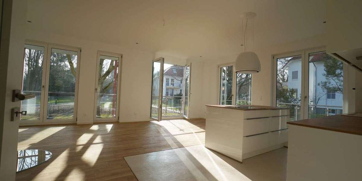 Etagenwohnung Potsdam Babelsberg Nord - 4 Zimmer, 124 m&sup2;, 850.000&euro; | Angebot:27650889
