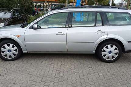 Ford Mondeo 237.893 km 990 € Berlin 13595