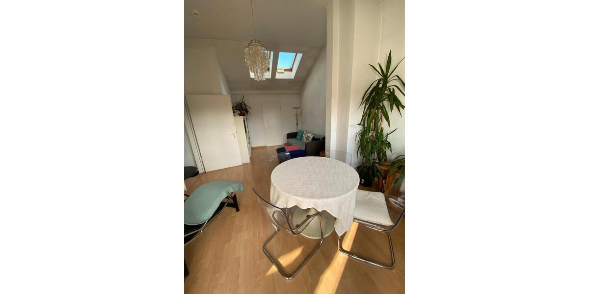 Einfamilienhaus Berlin Friedrichshain-Kreuzberg - 20 Zimmer, 69 m&sup2;, 650&euro; | Angebot:26234982