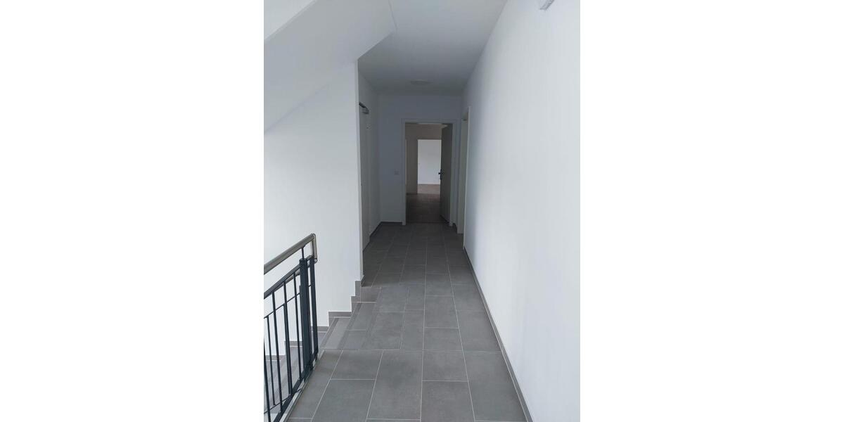 Dachgeschoßwohnung Nauen - 2 Zimmer, 68 m&sup2;, 918&euro; | Angebot:24441295