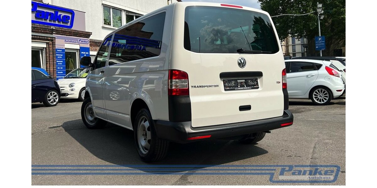 VW T5 Transporter Kombi 1. Hand 8 sitzer 169.000 km 13.990 &euro; Berlin 13187