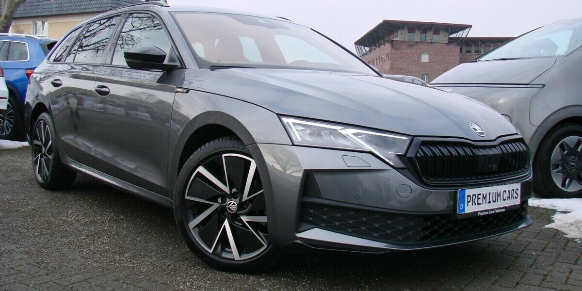 Skoda Octavia 2.0TDi Sportline LED 360º Canton HUD 39.383 km 30.980 &euro; Falkensee 14612