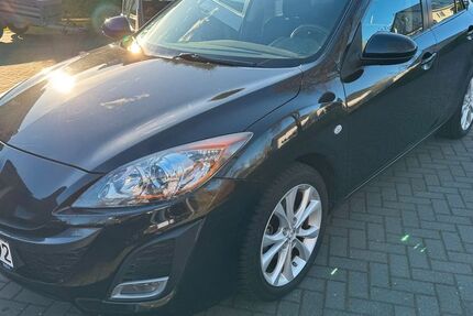 Mazda 3 61.500 km 7.390 &euro; Berlin 13127