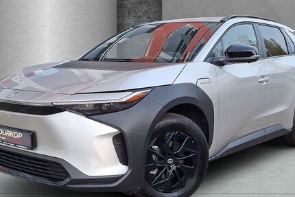 Toyota bZ4X 8.724 km 30.990 € Berlin 10409