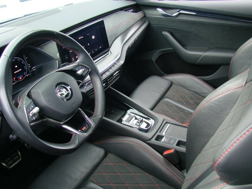 Skoda Octavia 2.0TSi RS Plus ACC Pano Canton Kamera 54.000 km 32.980 € Falkensee 14612