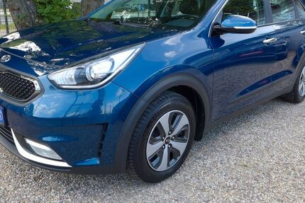 Kia Niro 90.990 km 14.680 &euro; Berlin 13088