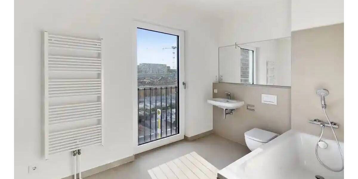 Etagenwohnung Berlin Mitte - 3 Zimmer, 83 m&sup2;, 1.971&euro; | Angebot:26569433