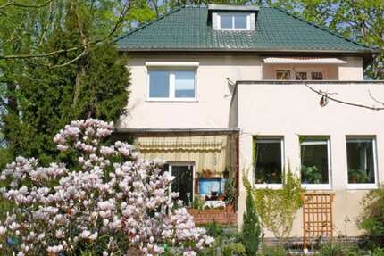 Haus zum Kaufen in Kleinmachnow 890.000 € 142 m²