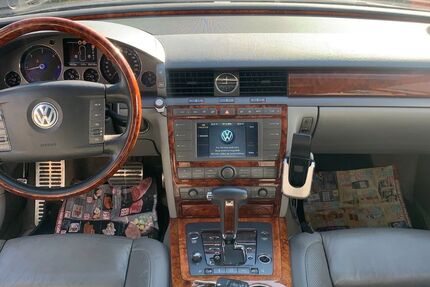 VW Phaeton 269.000 km 5.999 &euro; Berlin 10829