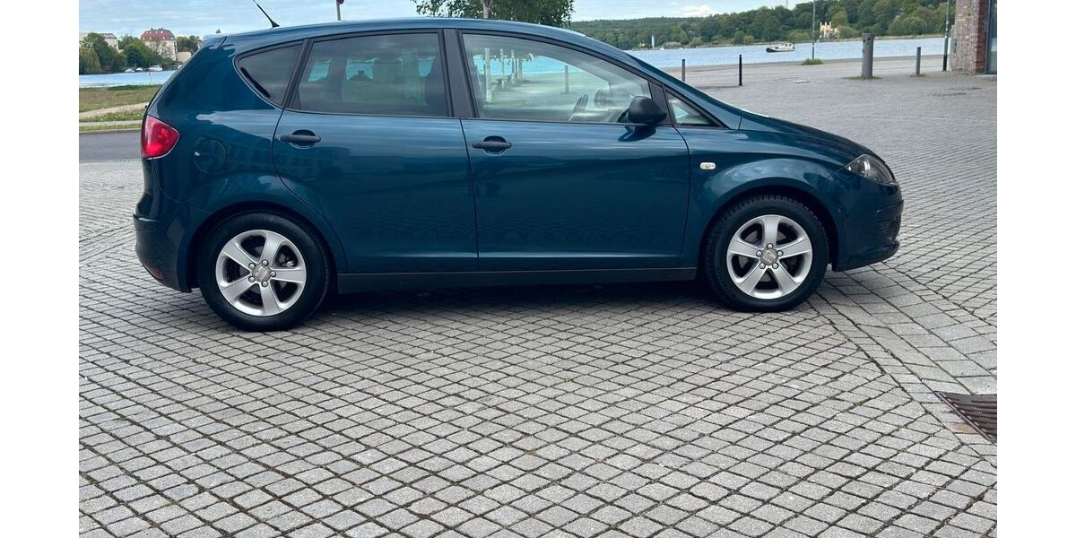 Seat Altea 212.000 km 2.200 &euro; Potsdam 14467