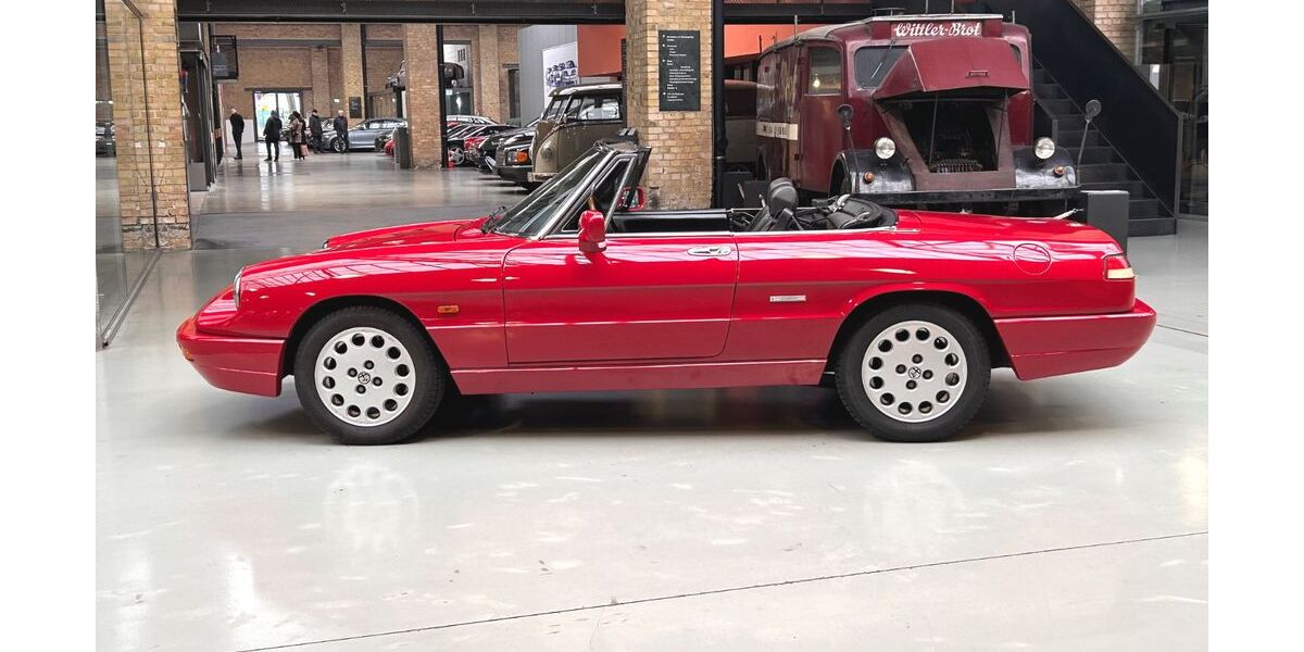Alfa Romeo Spider 104.999 km 19.900 &euro; Berlin 10553