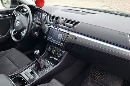 Skoda Superb 200.435 km 10.500 &euro; Berlin 12557
